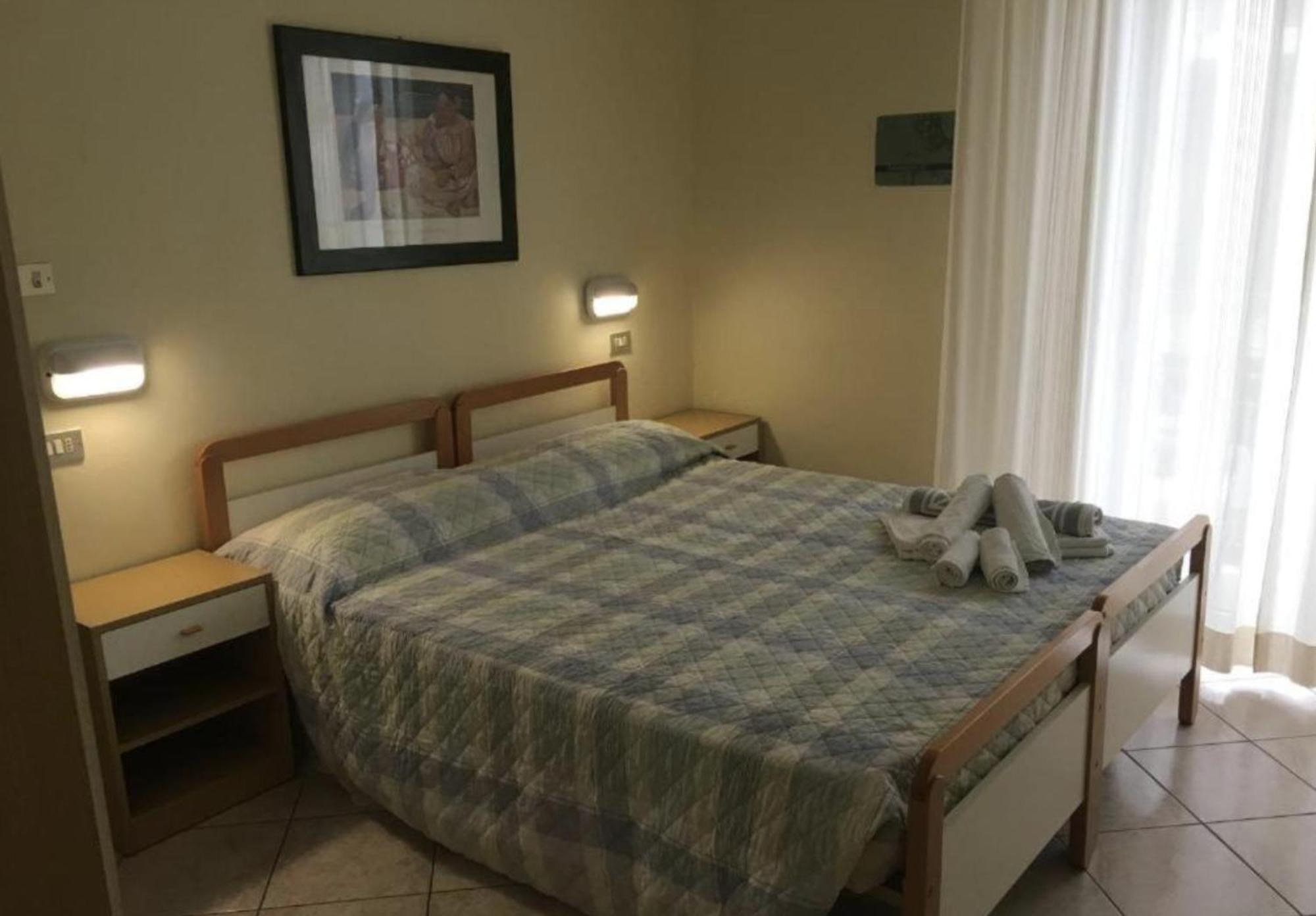 Hotel Bonaria Rimini Dış mekan fotoğraf